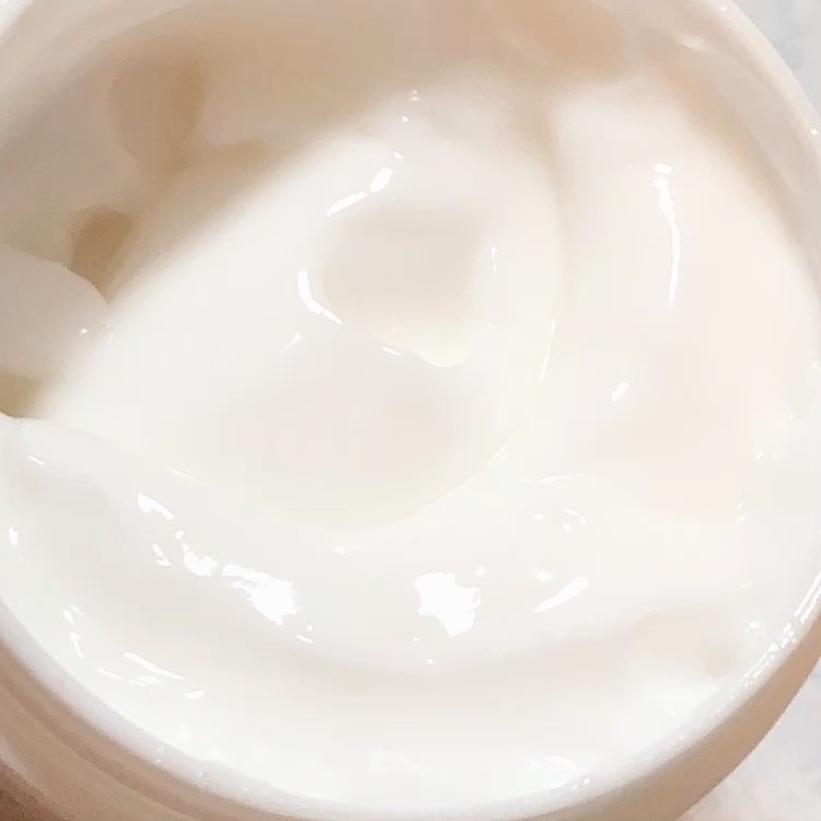 カワラヨモギ エッセンスミスト /Fraijour/ミスト状化粧水の動画クチコミ3つ目