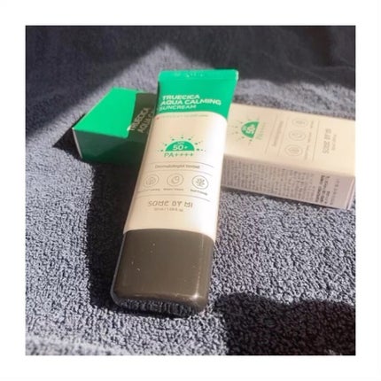 SOME BY MI TRUECICA アクアカーミング日焼け止めのクチコミ「𖤐´-
SOME BY MI
TRUECICA AQUA CALMING SUNCREAM
.....」(3枚目)