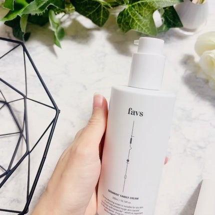 セラミドファミリークリーム/favs/ボディクリームの動画クチコミ5つ目