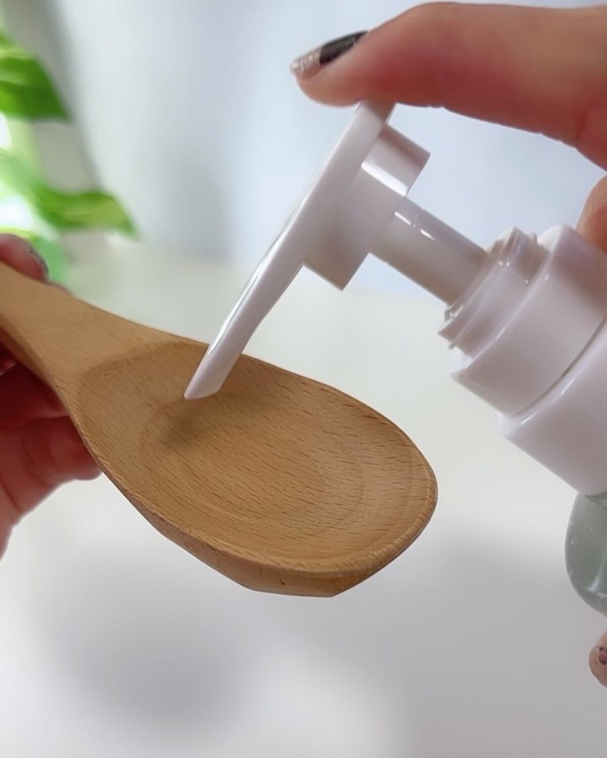 ヘアシャンプー ダメージケア／ヘアトリートメント ダメージケア/MADONNA LILI/市販シャンプーの動画クチコミ3つ目