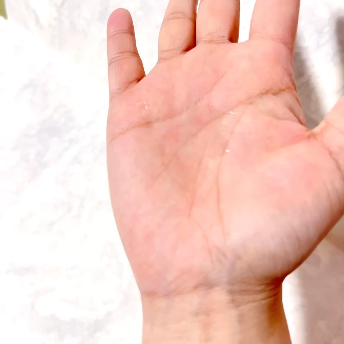 CCオイル/エッセンシャル/ヘアオイルを使ったクチコミ（3枚目）