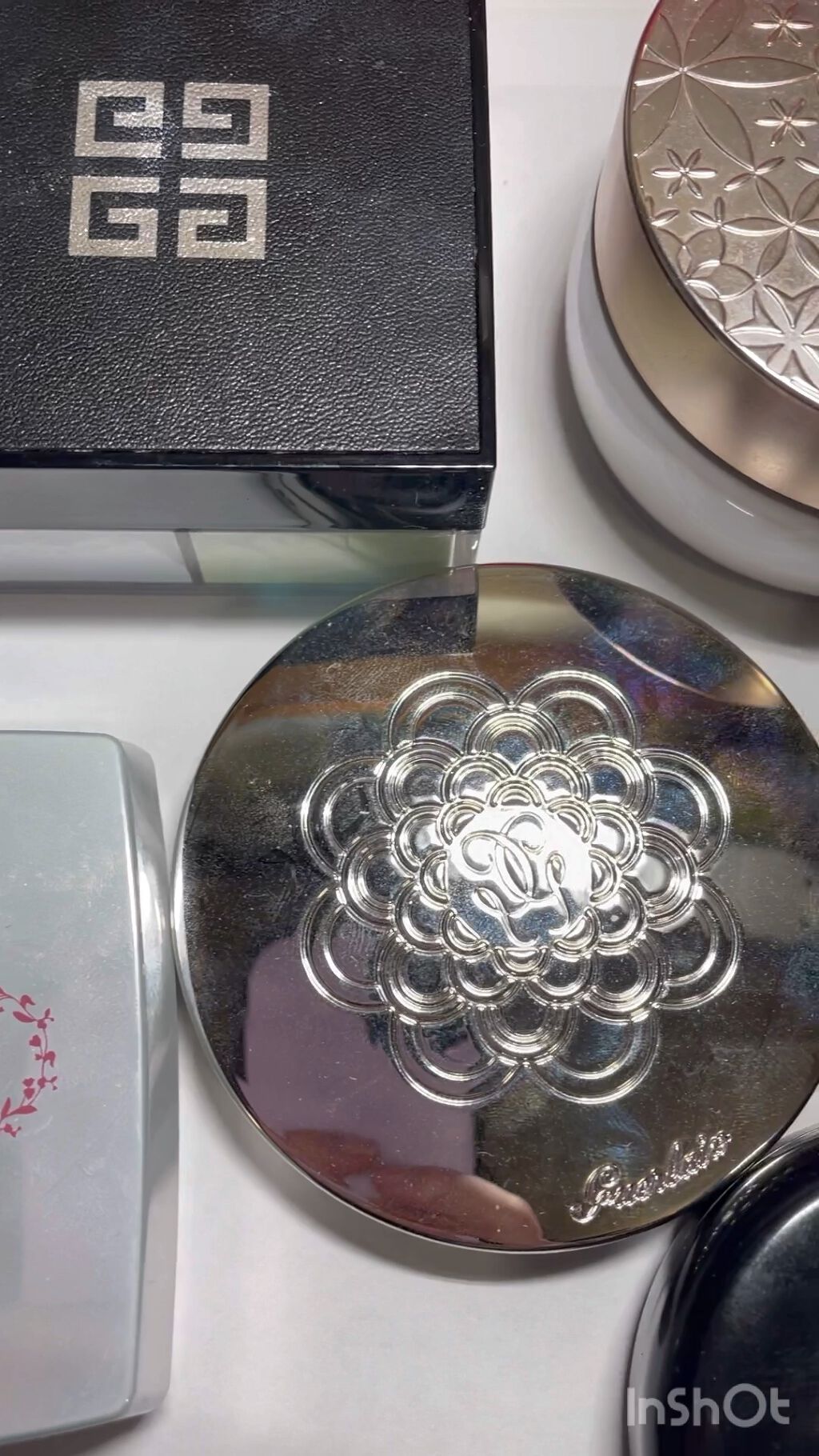 メテオリット コンパクト 02 Light/GUERLAIN/プレストパウダーを使ったクチコミ（1枚目）