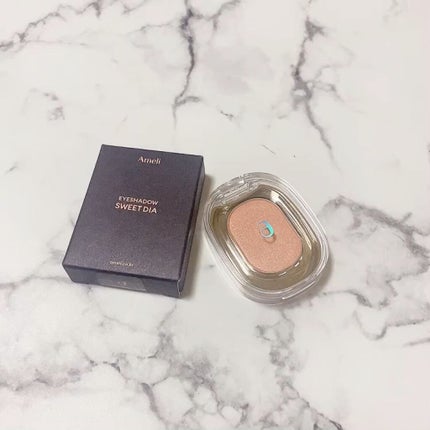 EYESHADOW SWEET DIA/Ameli/単色アイシャドウの人気ショート動画