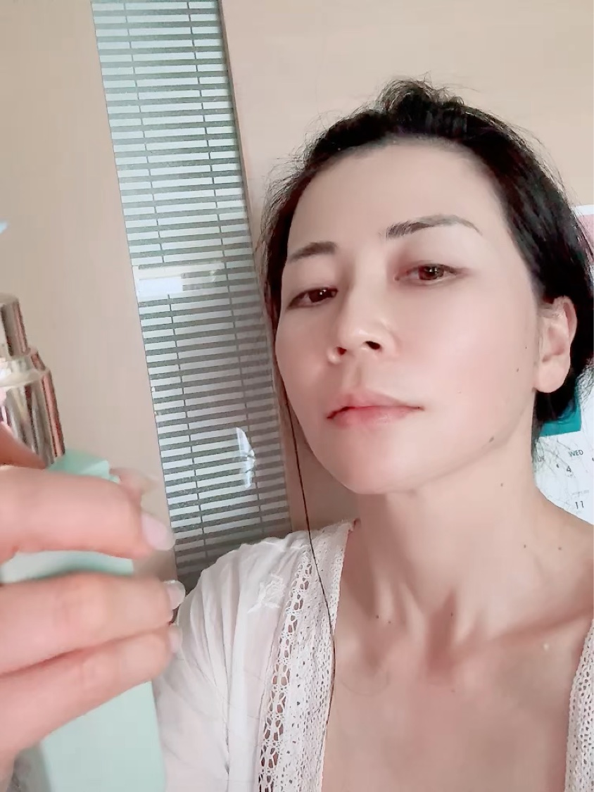 Facial Essence/LATINÖU/化粧水の動画クチコミ2つ目