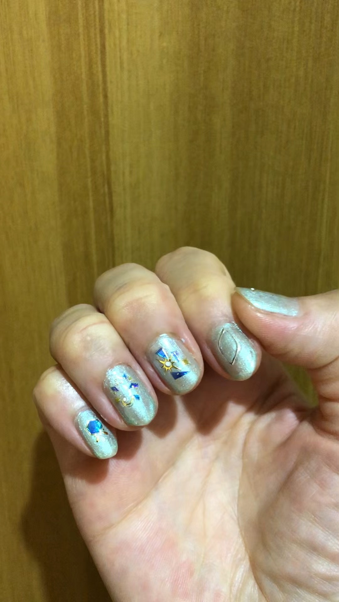 ネイルシール/セリア/ネイルシールの人気ショート動画