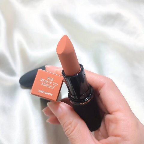 パウダー キス ヘイジー マット リップスティック/M・A・C/口紅を使ったクチコミ（2枚目）