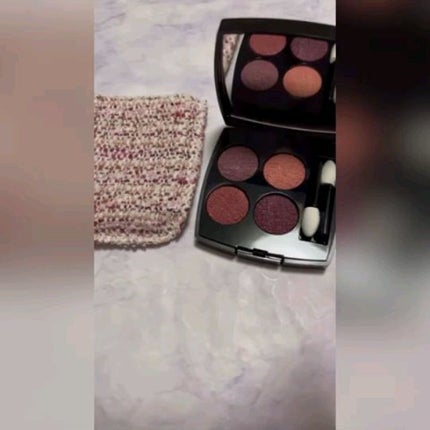 レ キャトル オンブル ツイード/CHANEL/アイシャドウパレットの人気ショート動画