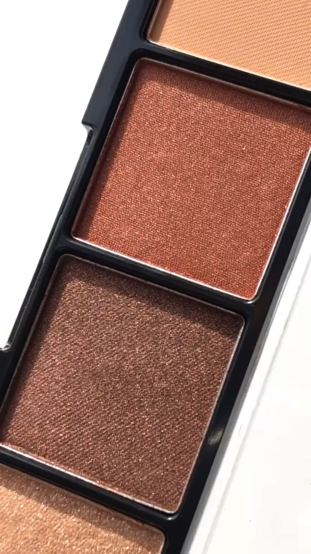 ノワール イン ザ シャドウパレット/MERZY/アイシャドウパレットの動画クチコミ3つ目