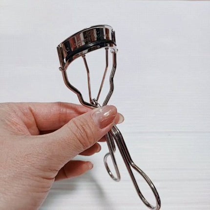 カービングアイラッシュカーラー/コージー/ビューラーを使ったクチコミ(4枚目)