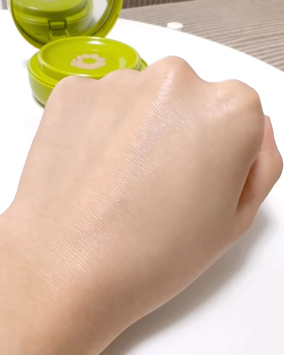 サテンウエアヘルシーグリーンクッション 23W BISQUE ビスク/unleashia/クッションファンデーションを使ったクチコミ（3枚目）