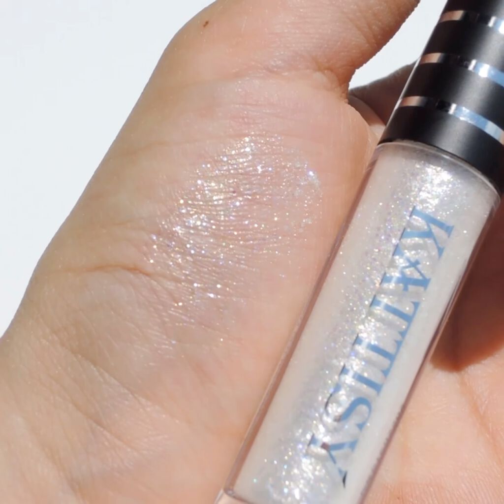 Twinkle Beam Glitter Liner /KATTISY/リキッドアイシャドウを使ったクチコミ（1枚目）