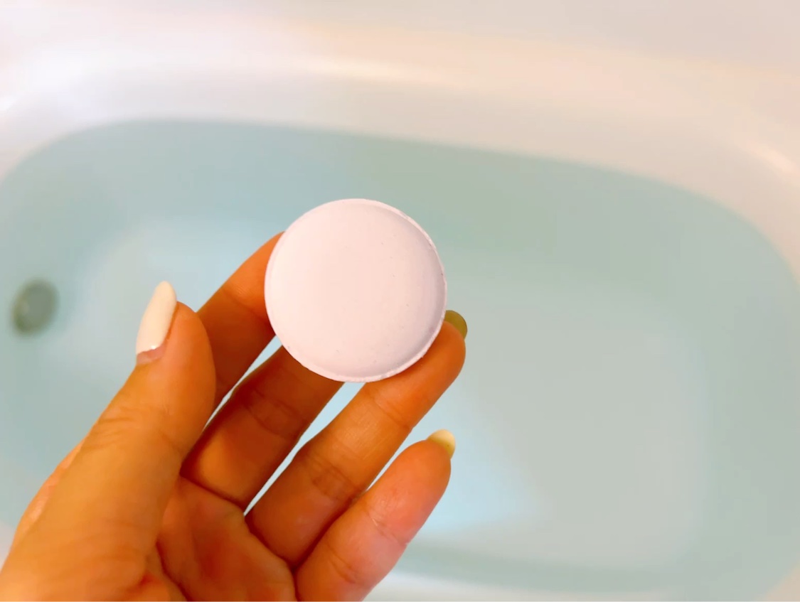 ミス ディオール ローズ バスボム/Dior/炭酸系入浴剤の動画クチコミ5つ目