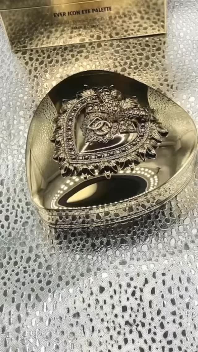 EVER ICON EYE PALETTE/DOLCE&GABBANA BEAUTY/アイシャドウパレットを使ったクチコミ（1枚目）