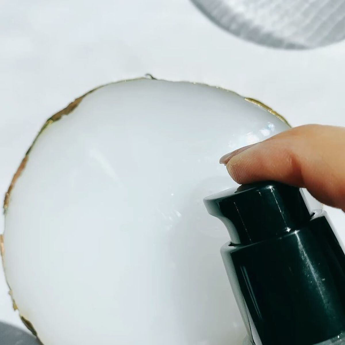 ヘアオイル ピュアブリーズ/エラスチン/その他スタイリングの動画クチコミ2つ目