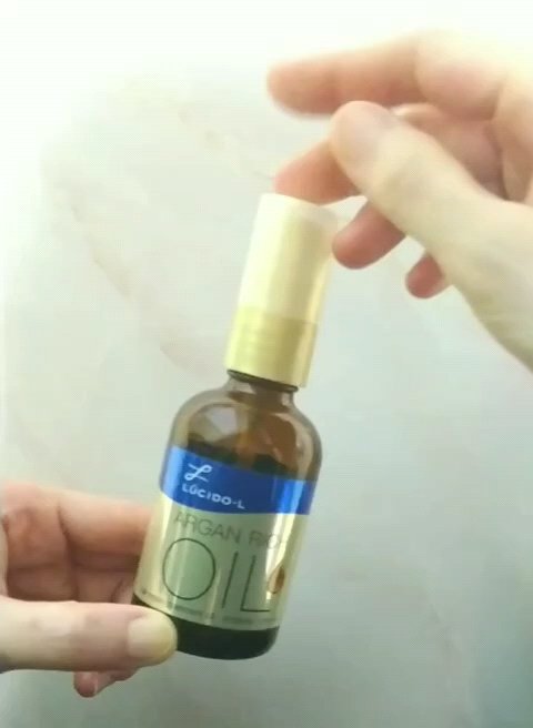 オイルトリートメント #EXヘアリペアオイル/ルシードエル/ヘアオイルを使ったクチコミ（1枚目）