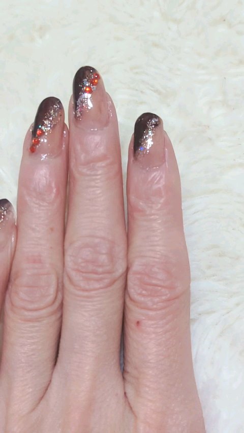 ネイル エナメル/REVLON/マニキュアの人気ショート動画