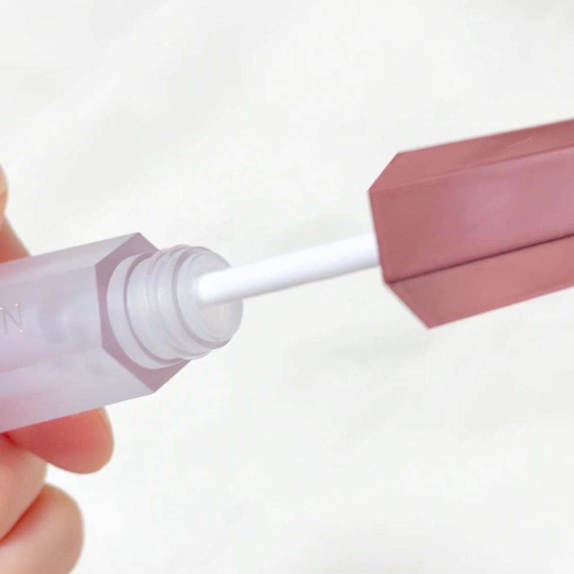 アイラッシュセラム まつげ美容液/ABEAGEN/まつげ美容液を使ったクチコミ（2枚目）