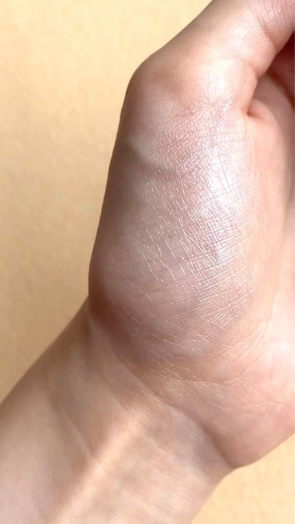 シャンパンローズルミナイザー/rms beauty/クリームハイライトの人気ショート動画