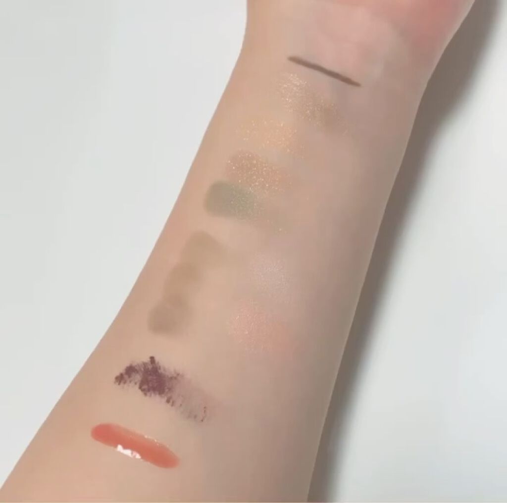 UR GLAM LUXE　CHEEK & HIGHLIGHT/U R GLAM/パウダーチークの動画クチコミ2つ目