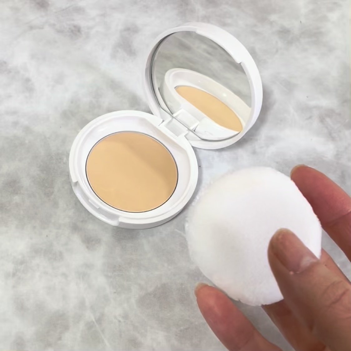 プレストパウダー C/ポイントマジックPRO/プレストパウダーを使ったクチコミ（3枚目）