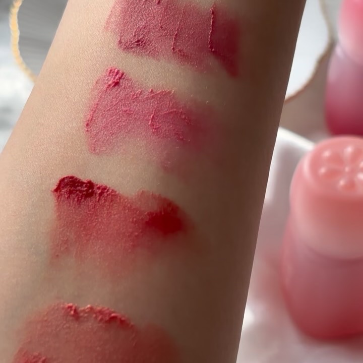 ピネローズブラーティント/kkotppang/リップティントの動画クチコミ3つ目