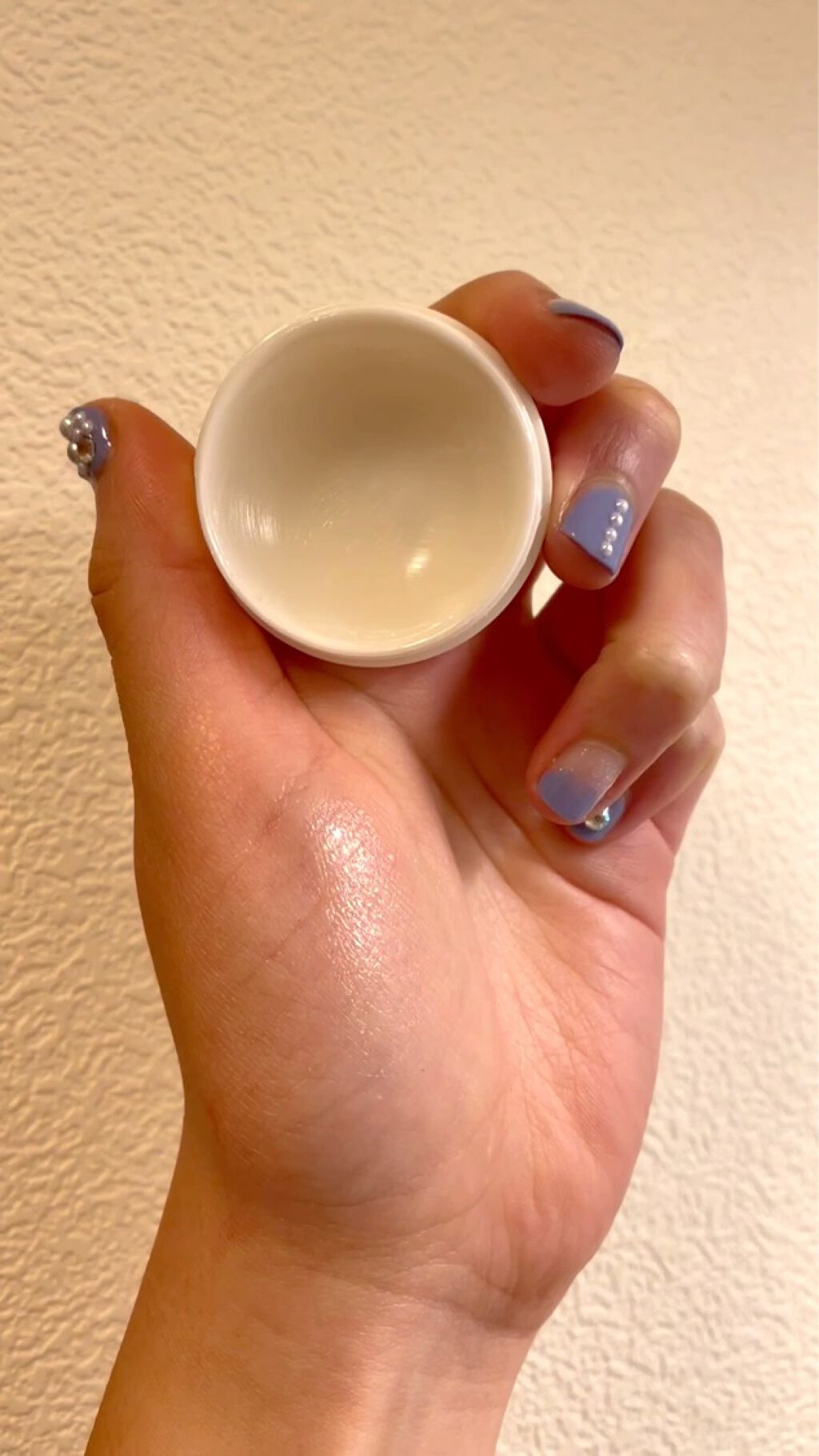 ディープモイスチャーナイトプロテクト　無香料/ニベア/リップマスクを使ったクチコミ（3枚目）