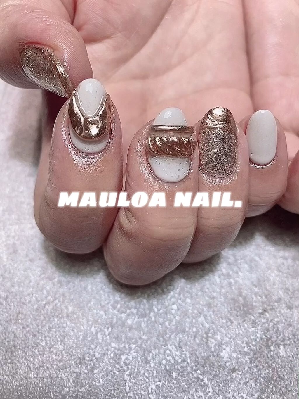 #大理石ネイル,#ネイル,#アートネイル,#秋ネイル,#ミラーアートネイル,#アニマルネイル,#成人式ネイル,#ジュエリーネイル,#ミラーネイル,#手書きアートネイル,#ハートネイル,#パーツネイル,#月ネイル,#シルバーアクセネイル,#冬ネイル,#天王寺ネイルのネイルデザイン