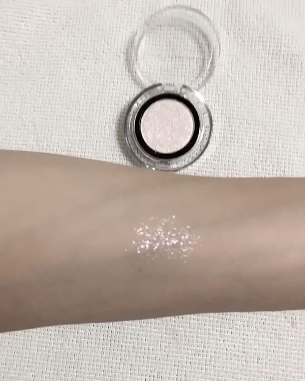 トゥインクルバーム/innisfree/ジェル・クリームアイシャドウを使ったクチコミ（3枚目）