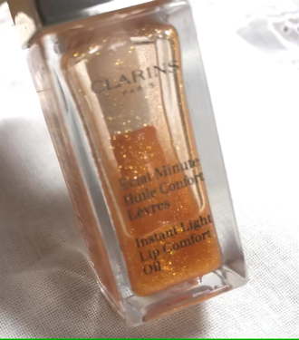 コンフォート リップオイル  07 honey glam/CLARINS/リップグロスを使ったクチコミ（3枚目）