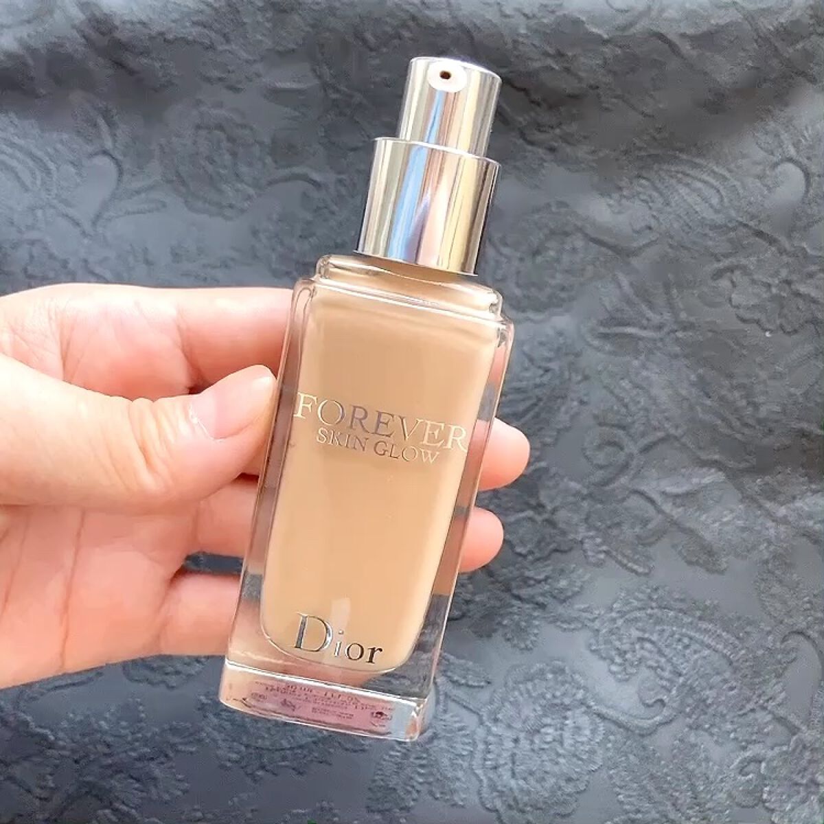 ディオールスキン フォーエヴァー フルイド グロウ/Dior/リキッドファンデーションを使ったクチコミ（3枚目）