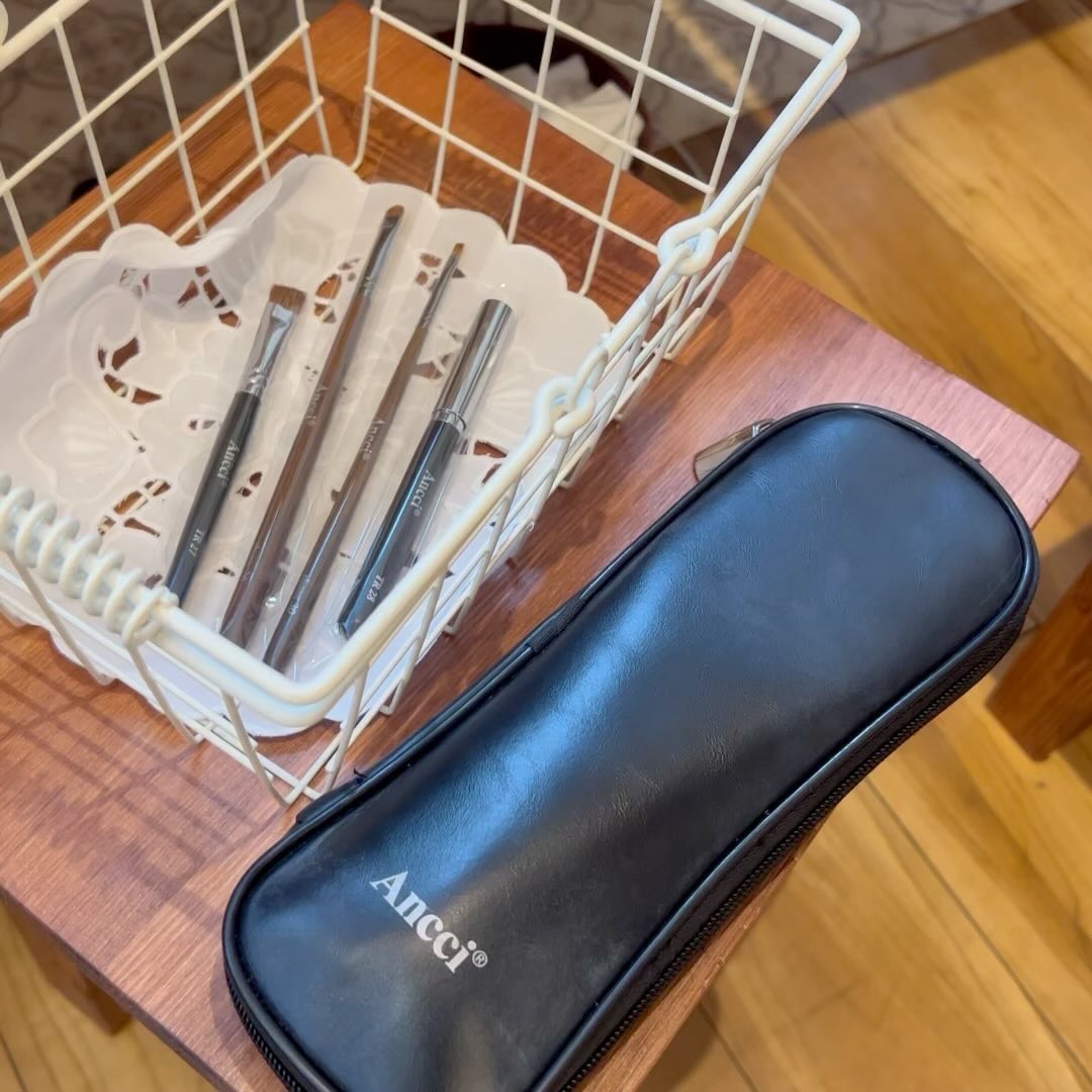 Ebony 26/Ancci brush/メイクブラシの動画クチコミ3つ目