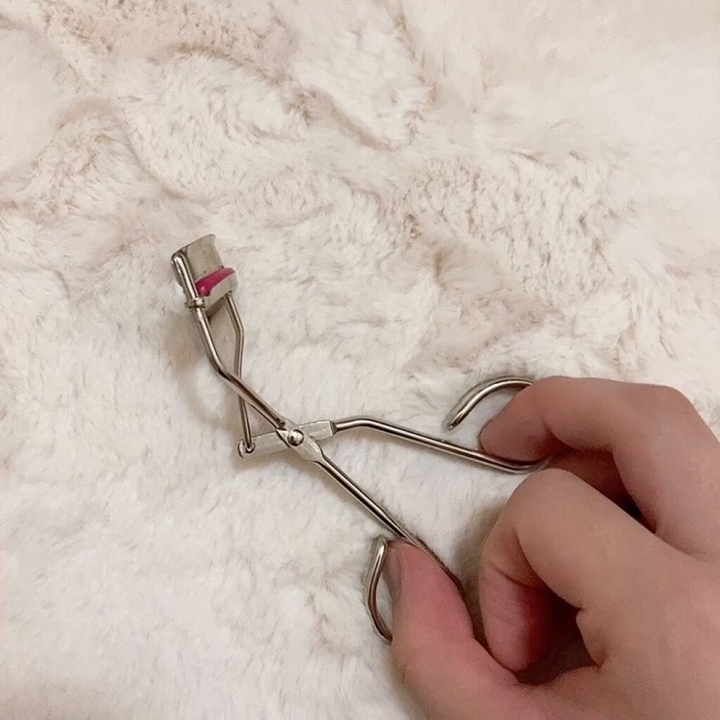 アイラッシュカーラー N2/ヒロインメイク/ビューラーの動画クチコミ3つ目