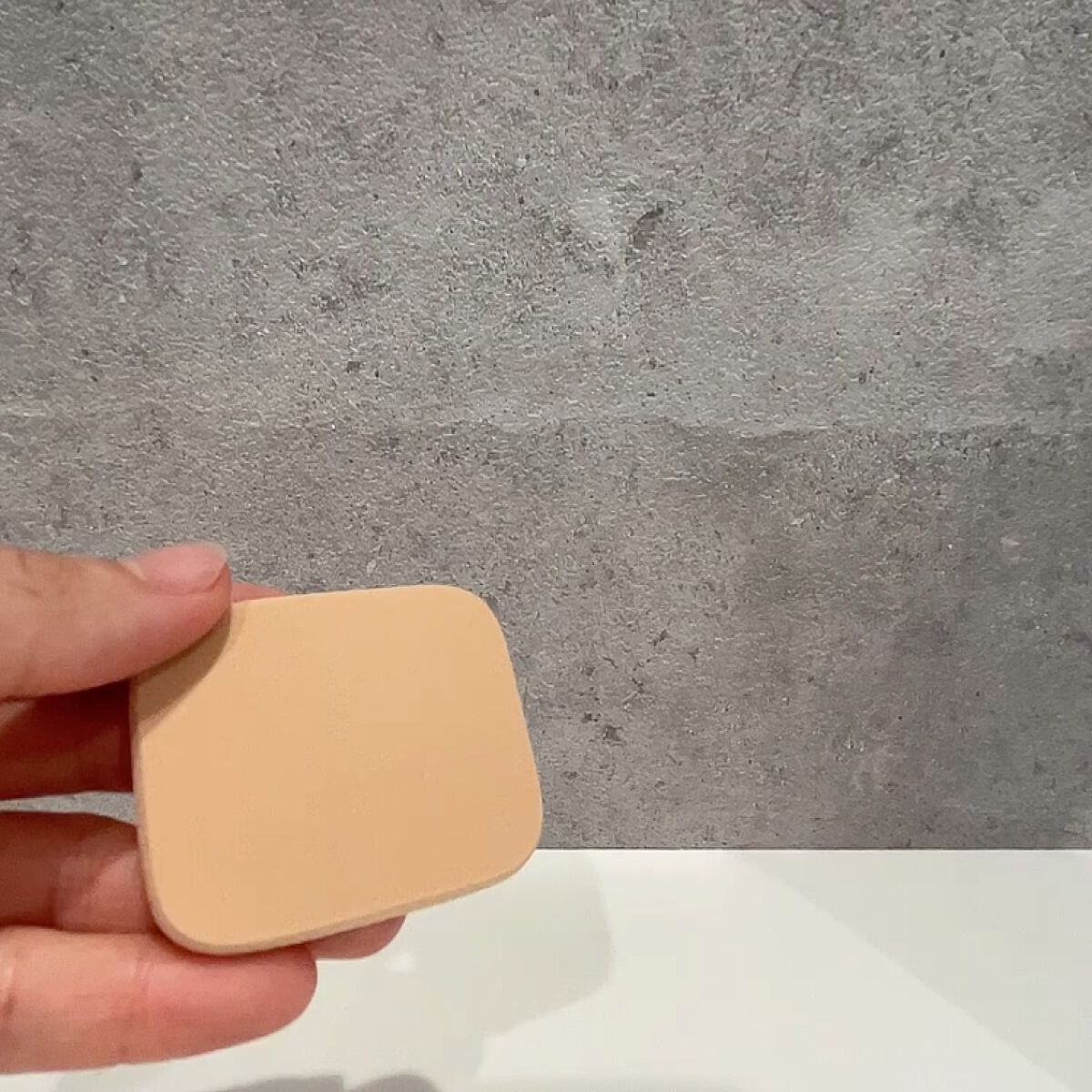 クールスキンウェアＢＢ/ESPRIQUE/BBクリームの動画クチコミ3つ目