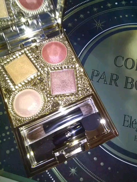 エレガンス コフレ パルボヌール/Elégance/メイクアップキットを使ったクチコミ（2枚目）