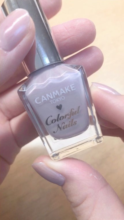 カラフルネイルズ/キャンメイク/マニキュアの人気ショート動画