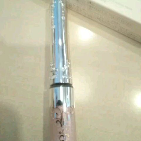 ジルスチュアート　アイダイヤモンド グリマー/JILL STUART/グリッターの動画クチコミ2つ目