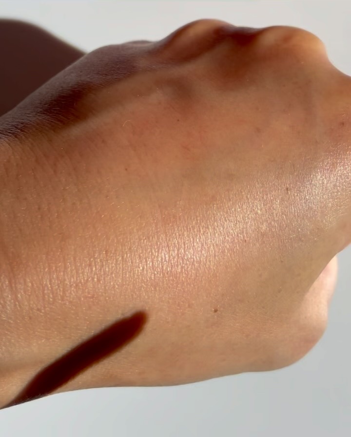 カラープレイデュアルライナー/2aN/スティックアイシャドウを使ったクチコミ（3枚目）