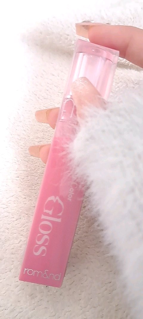 グラスティングカラーグロス/rom&nd/リップグロスを使ったクチコミ（1枚目）