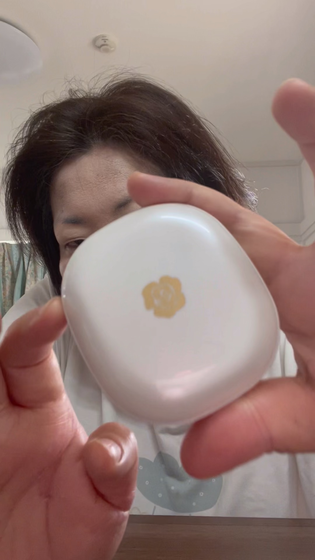 サンブロックルーセントパウダーex./ステファニー/プレストパウダーの動画クチコミ2つ目