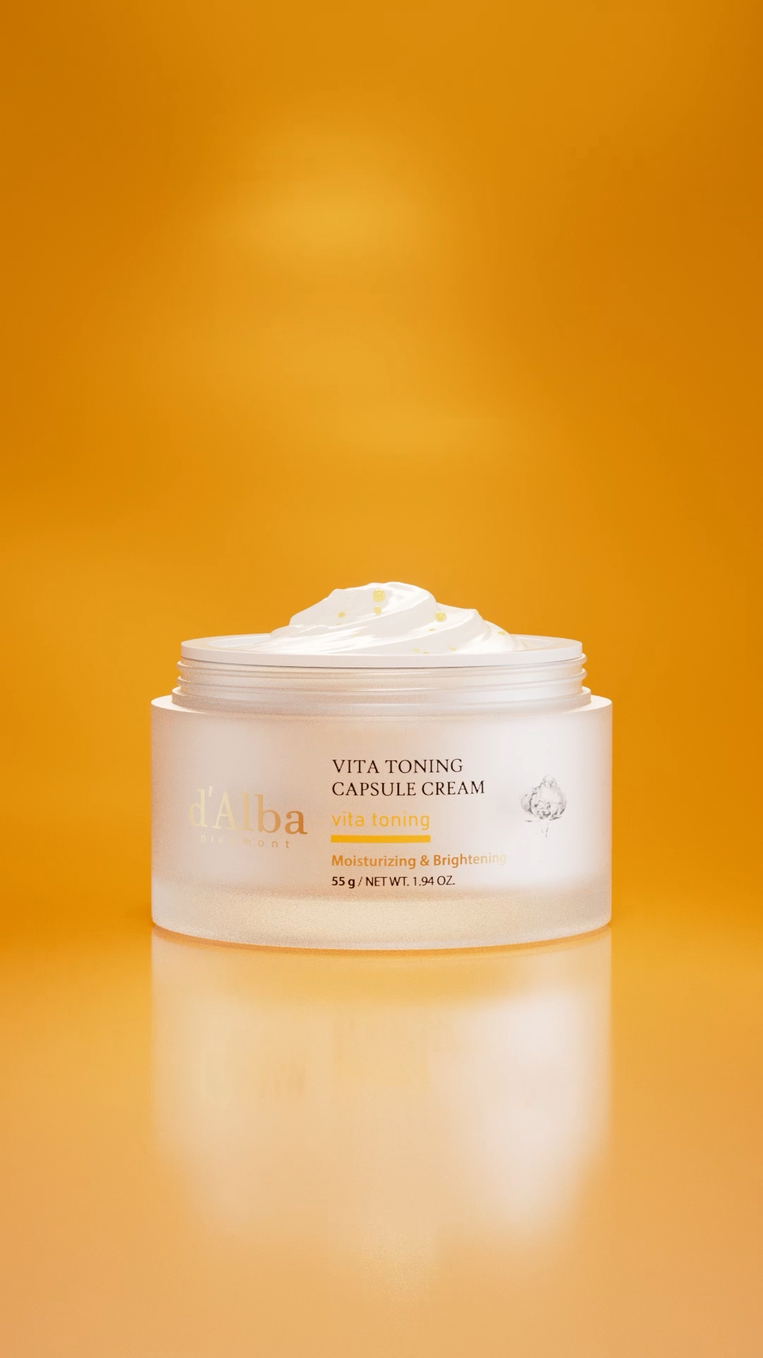 肌が澄みわたる、透明感チャージ
毎日のスキンケアに、美白のご褒美を
ビタトーニングライン

The Premium Vegan, d‘Alba

