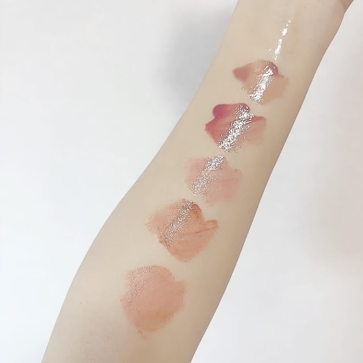 GENBALIPGLOSS 01 RHODONITE（ロードナイト）/Pyt/リップグロスを使ったクチコミ（3枚目）