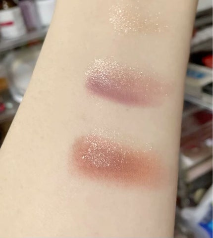 トーン タッチ アイズ/SUQQU/単色アイシャドウを使ったクチコミ(2枚目)