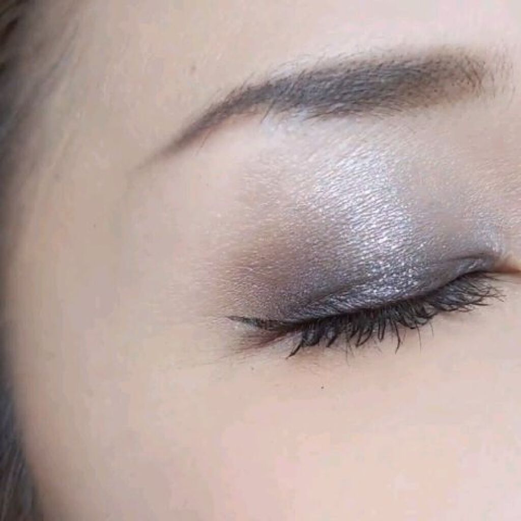 エッセンシャル マルチカラー アイシャドウパレット/BOBBI BROWN/アイシャドウパレットの動画クチコミ1つ目