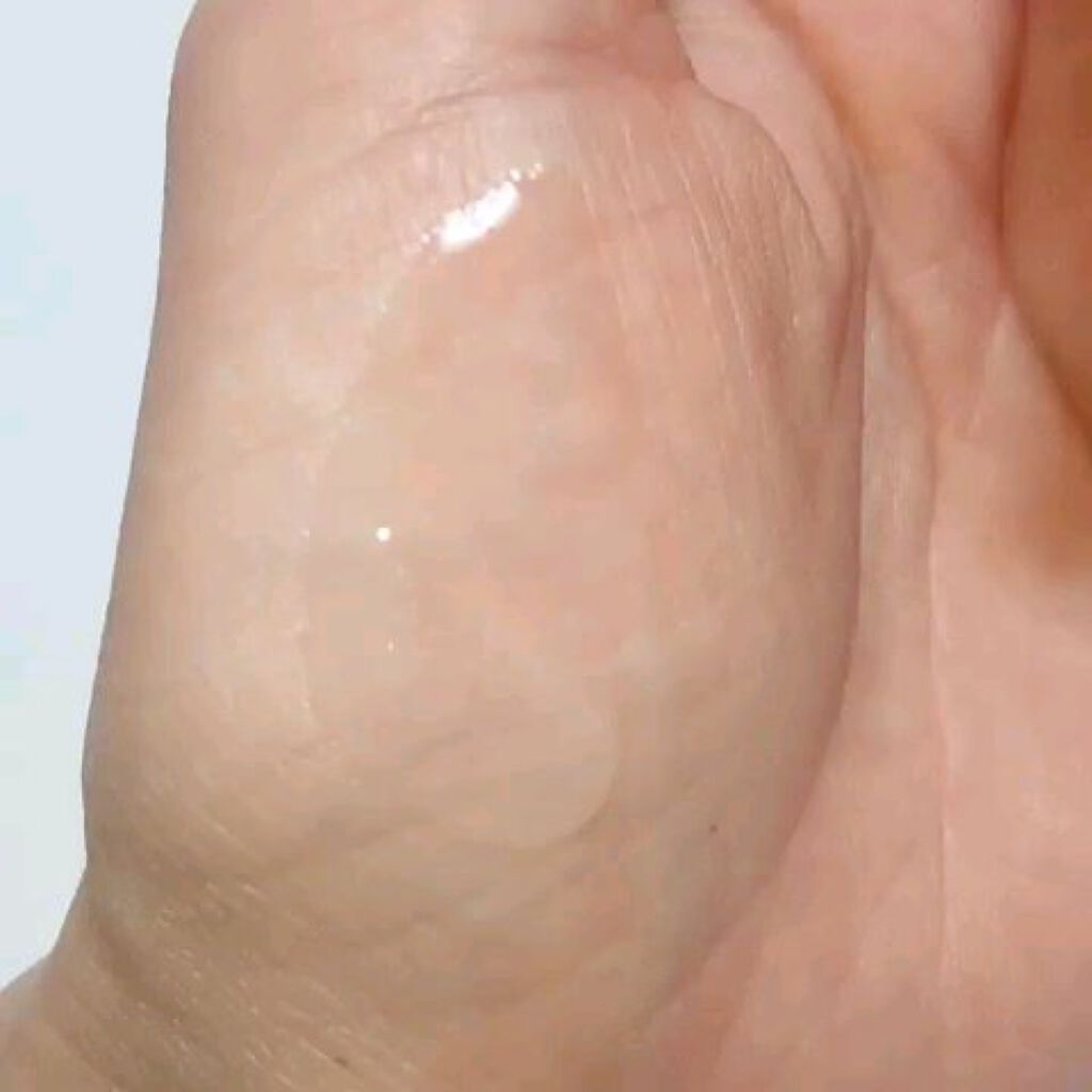 モイスチャー ローション (M) /to/one/化粧水の動画クチコミ4つ目