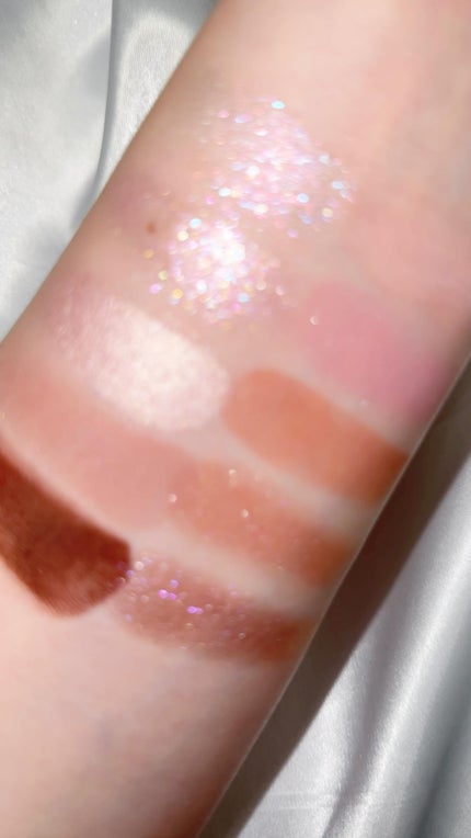 ライト オン アイズ シャドウ パレット/Lummir/アイシャドウパレットの人気ショート動画