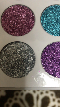 Unicorn Glitter Eyeshadow Palette/Glamierre/アイシャドウパレットの動画クチコミ1つ目