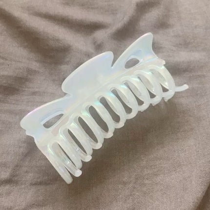 クリアヘアクリップ/LUNA earth/ヘアアクセサリーを使ったクチコミ(1枚目)