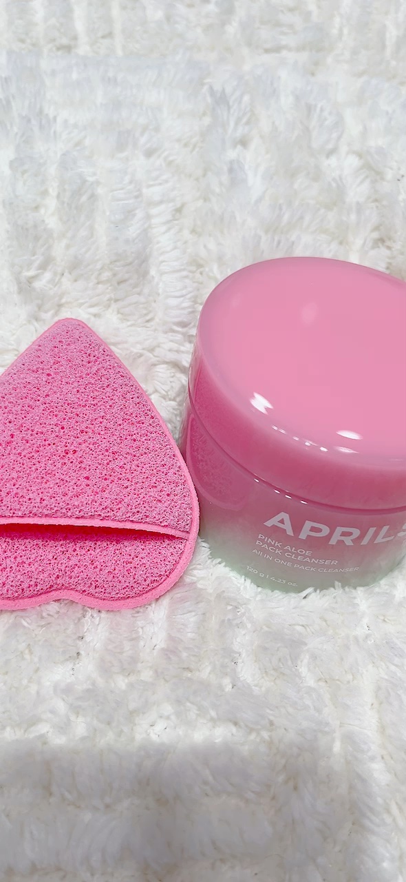 ピンクアロエメレンゲクレンザー/APRILSKIN/その他洗顔料の人気ショート動画