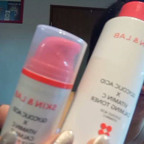 グリコール酸×ビタミンCカーミングクレンザー/SKIN&LAB/洗顔フォームの動画クチコミ3つ目