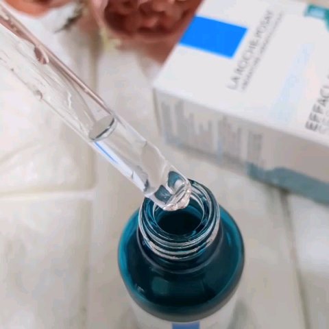 エファクラ ピールケア セラム/ラ ロッシュ ポゼ/美容液を使ったクチコミ（3枚目）